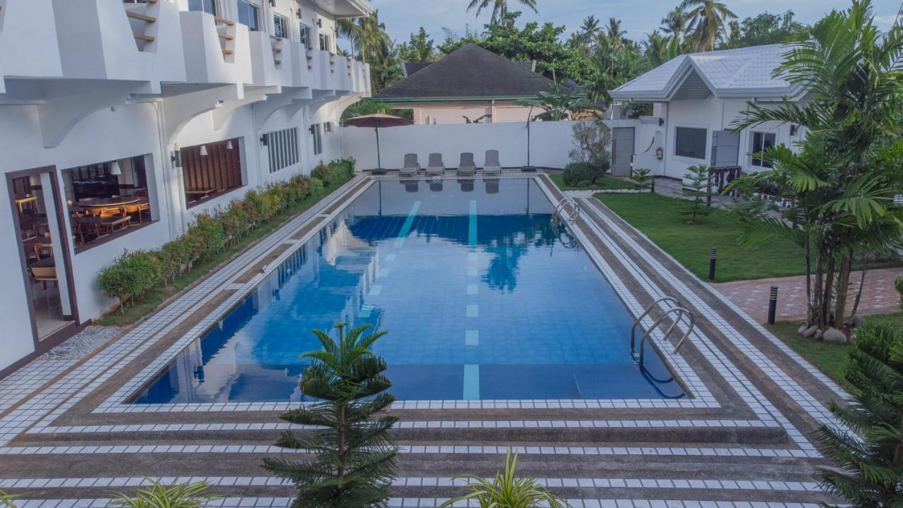Adela Resort Panglao Exterior photo