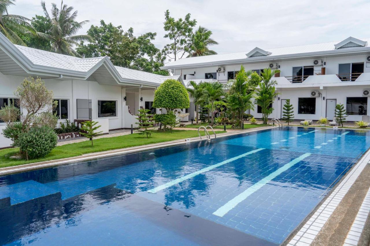 Adela Resort Panglao Exterior photo