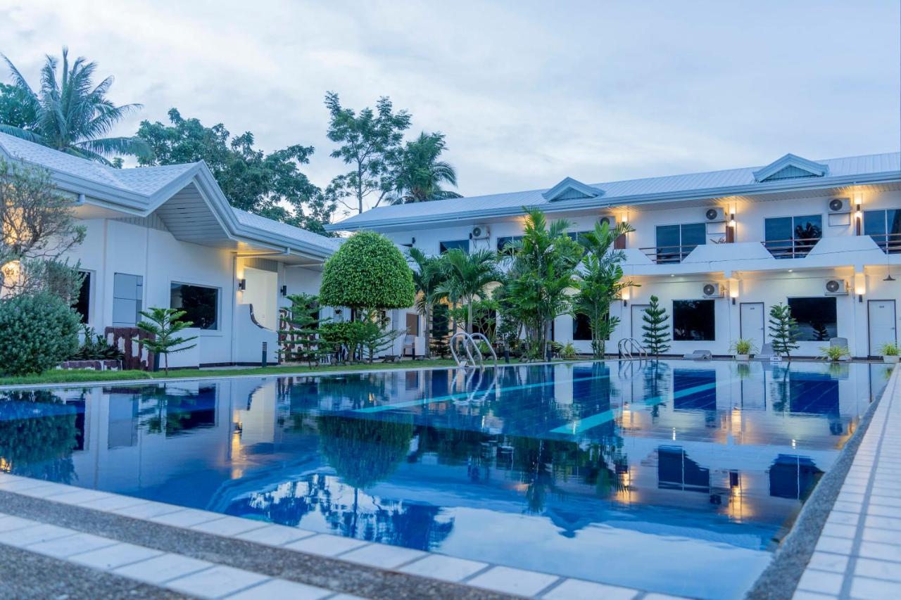 Adela Resort Panglao Exterior photo